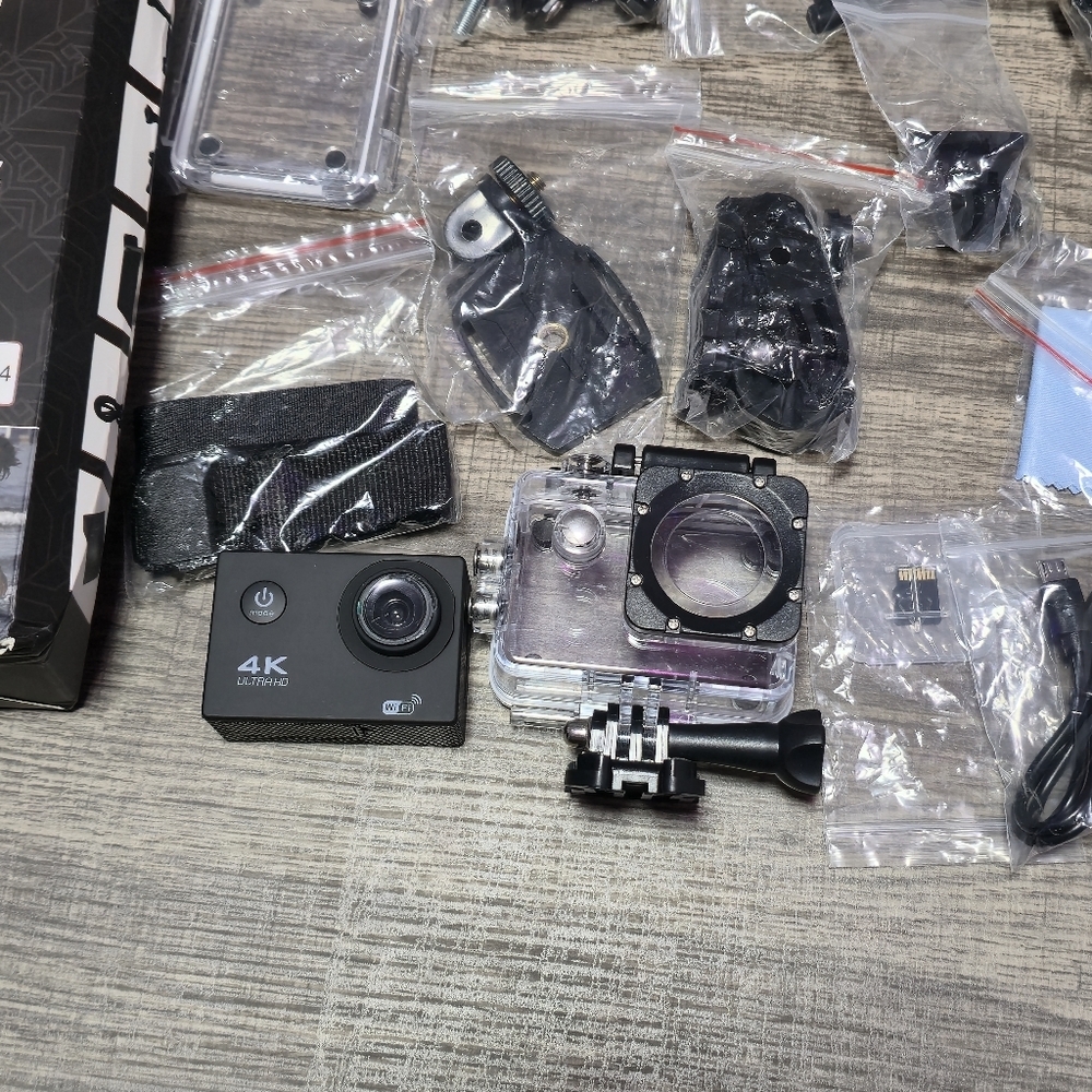 4K Sports 30M Water Resistant Camera 64G Wifi - Picture 4 of 7